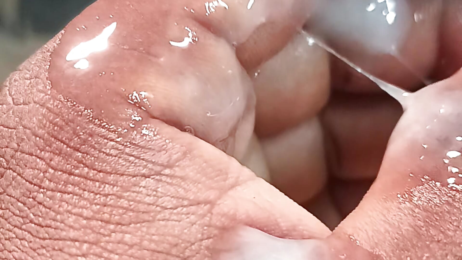 My cum 💦🥵 - video di TwitterMawaTop modella di cam