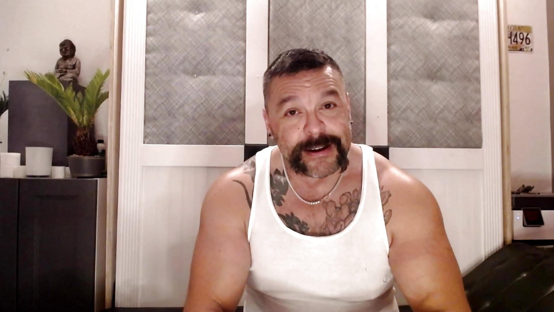 piercings - video by MuscleOso cam model