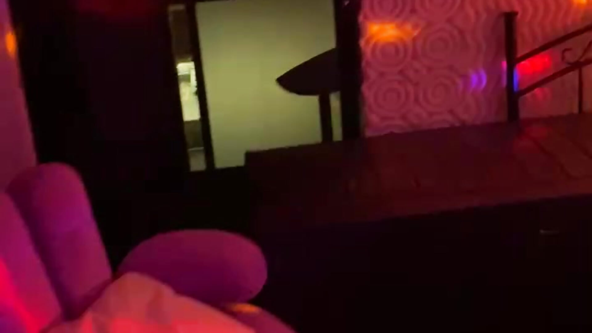 trim,7FACB50A-D4BB-4DEC-A131-ABB93C9633A5 - video by Tha_Body cam model