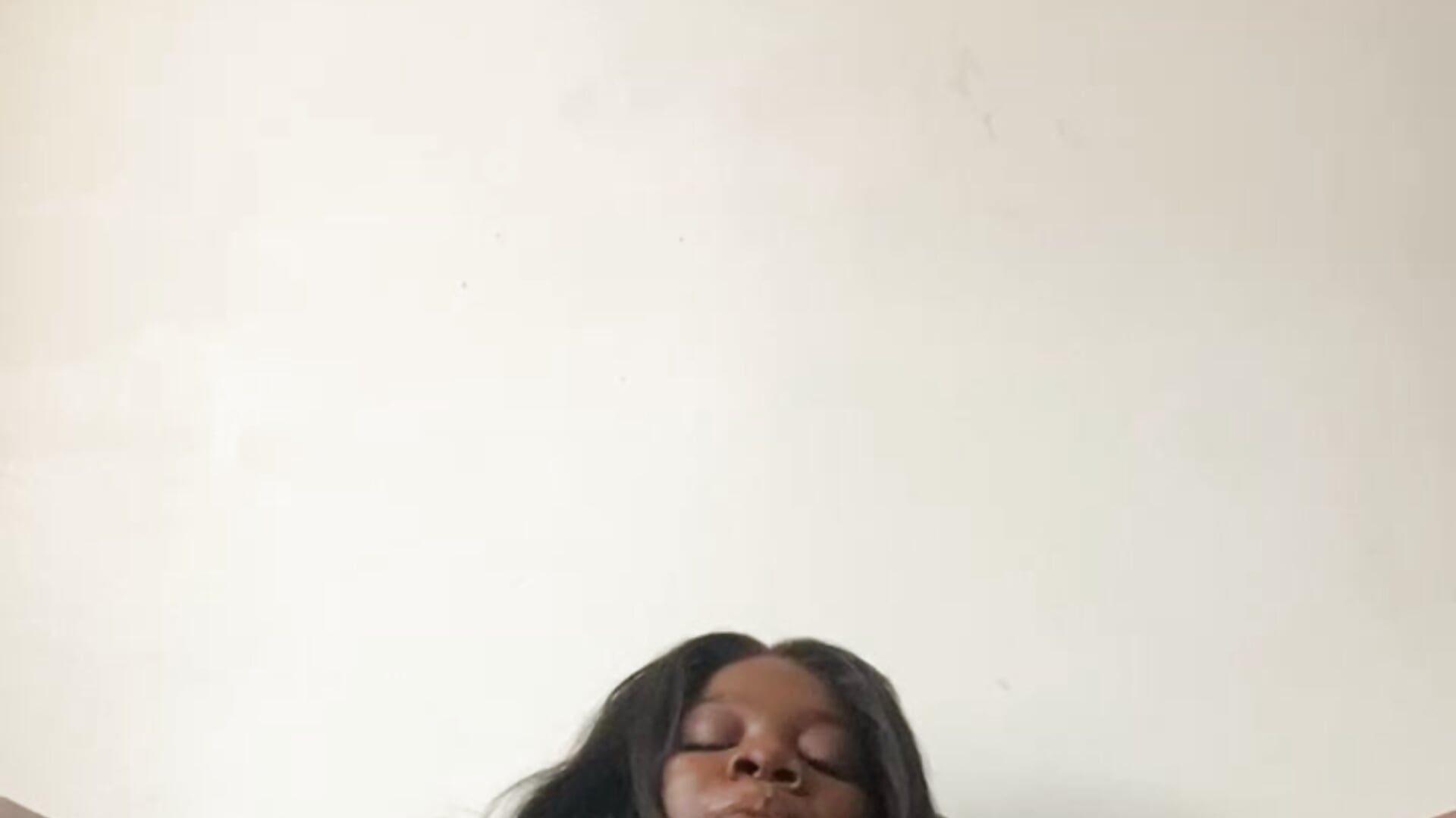 Afternoon squirt session - video by BarbieMonroeXXX cam model