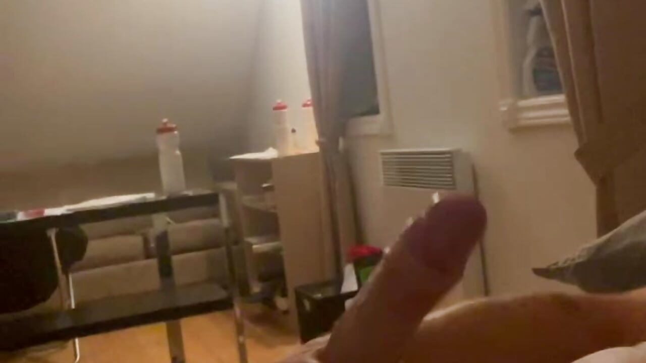 15sec hard masturbation - video by PrimevalEdge@xh cam model