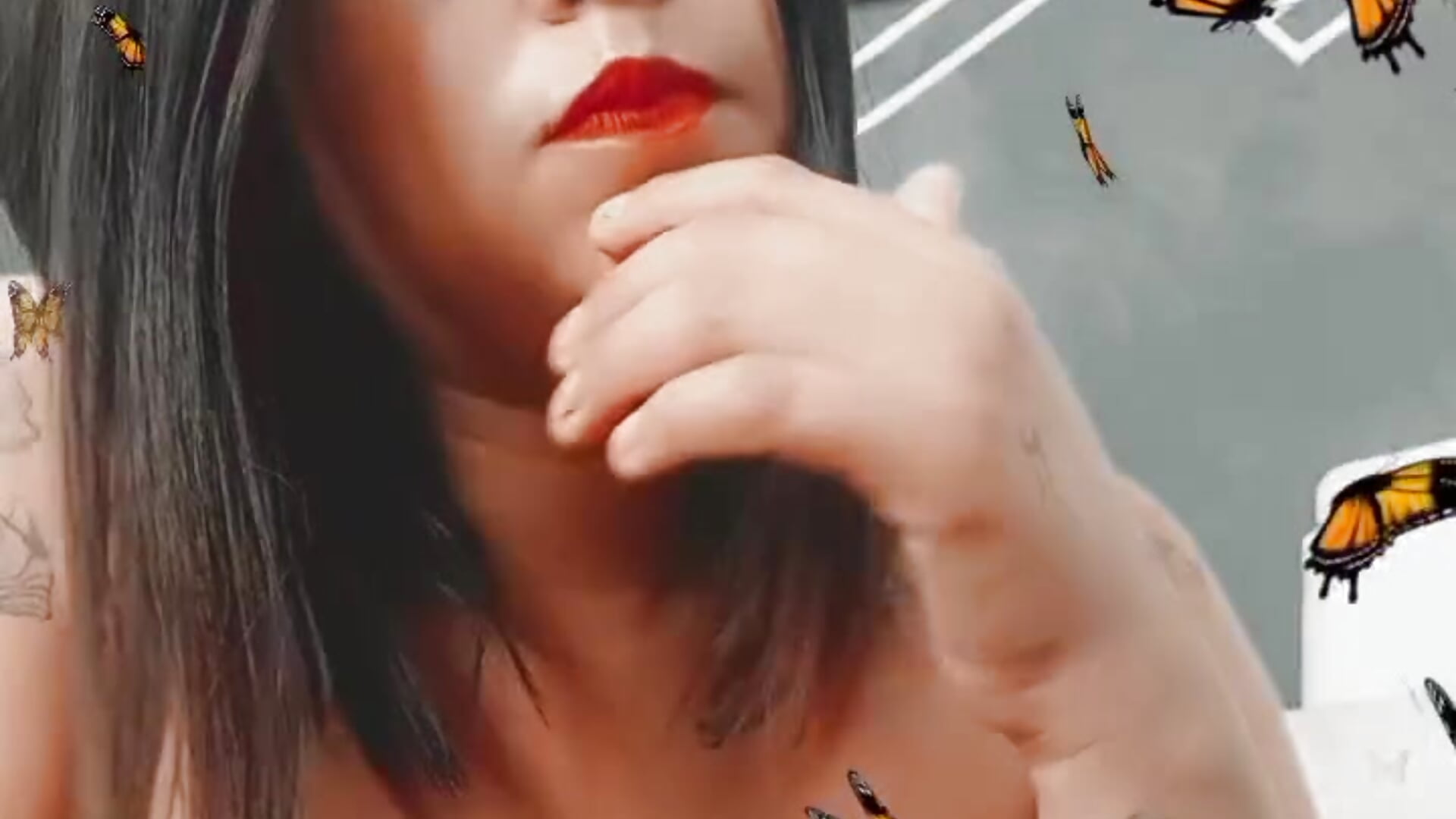 Did you know that I like butterflies - video by sophia_lennox cam model