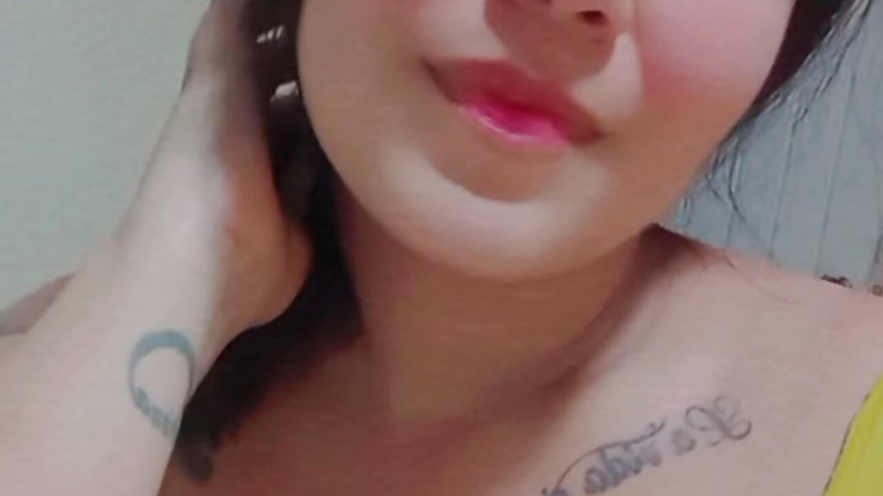 You look at me and provoke me 😫 - video by sophia_lennox cam model