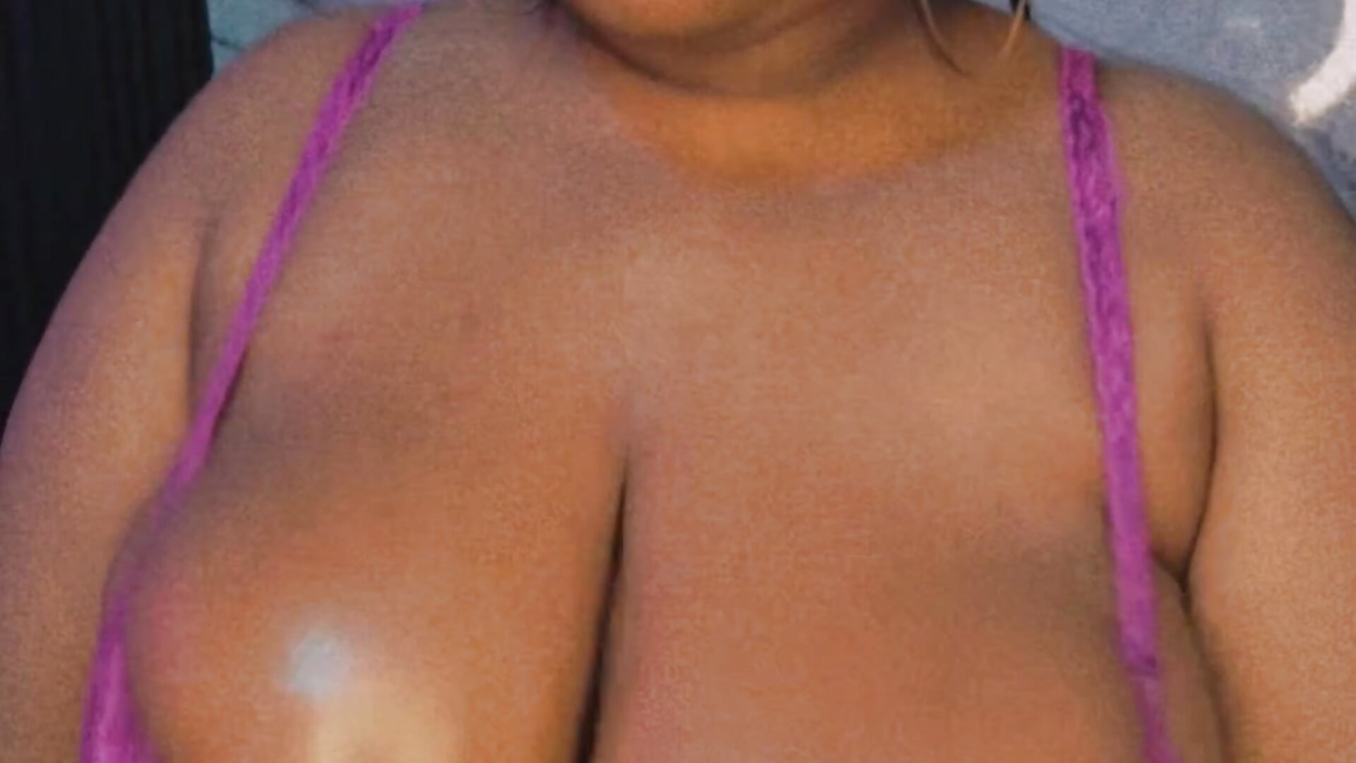 Wild view in your mind – video od webkamerové modelky Darnellqueen