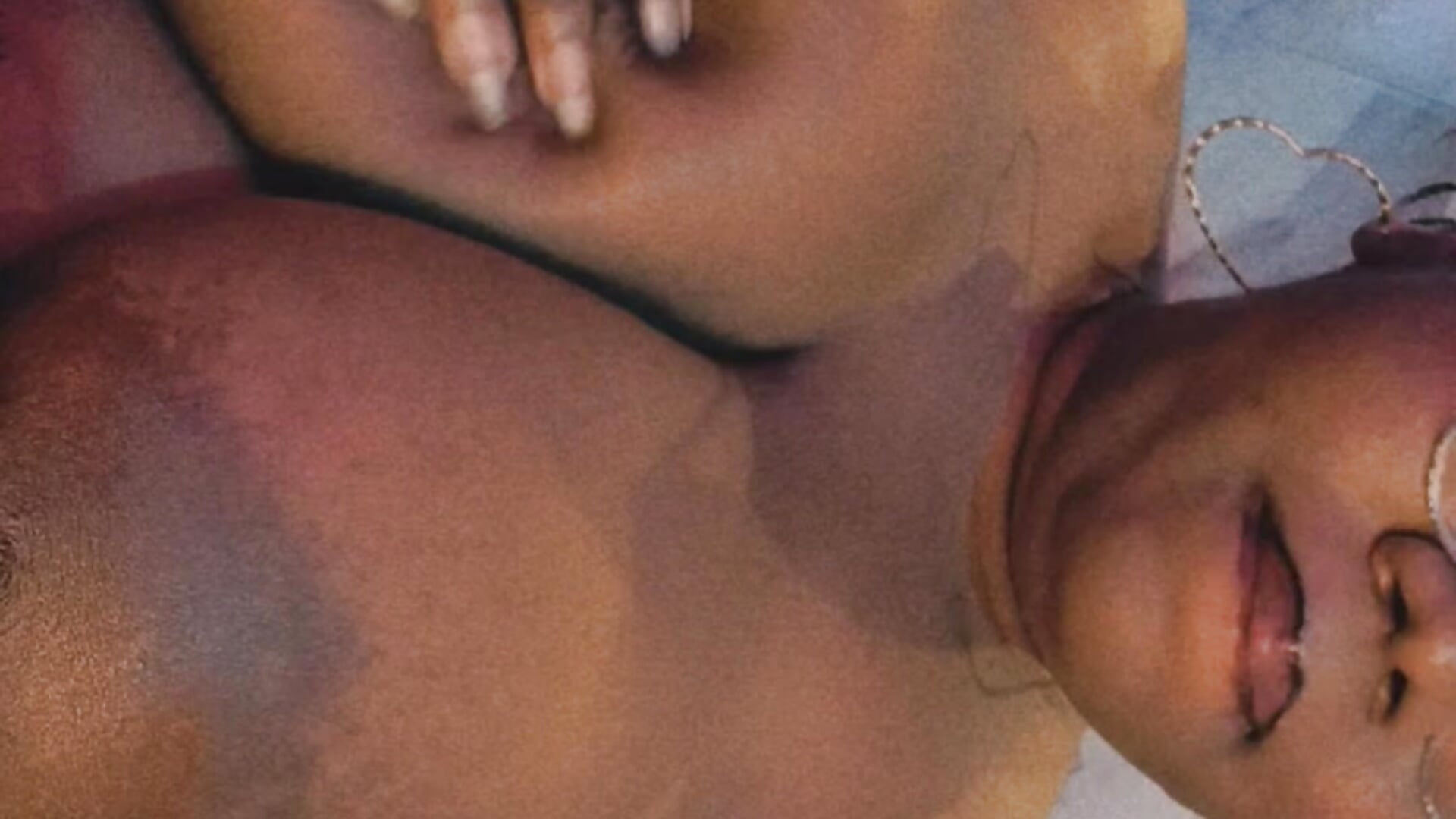 Horny tits 💖💖 - video by Darnellqueen cam model