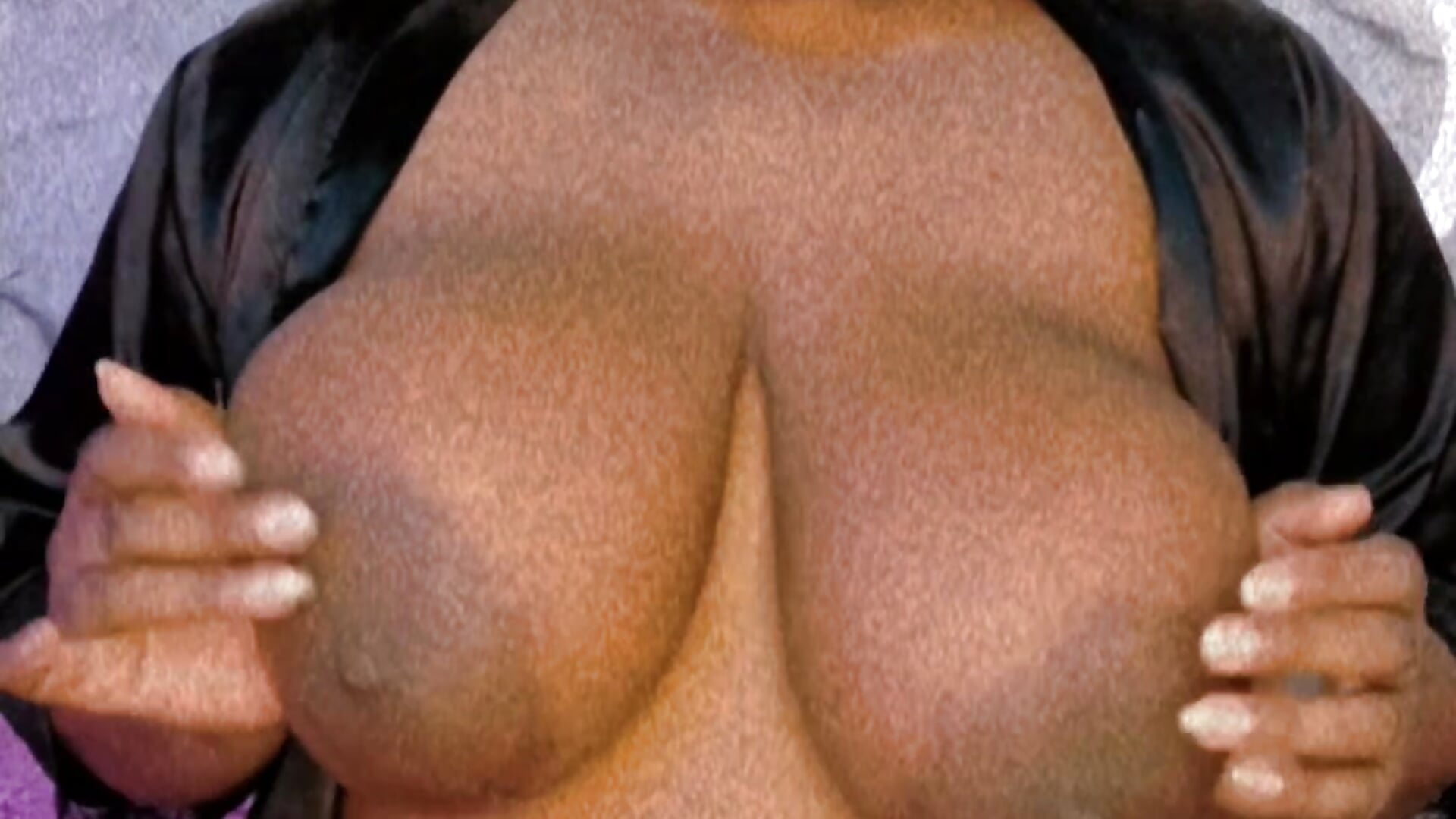 Ebony huge tits - video by Darnellqueen cam model