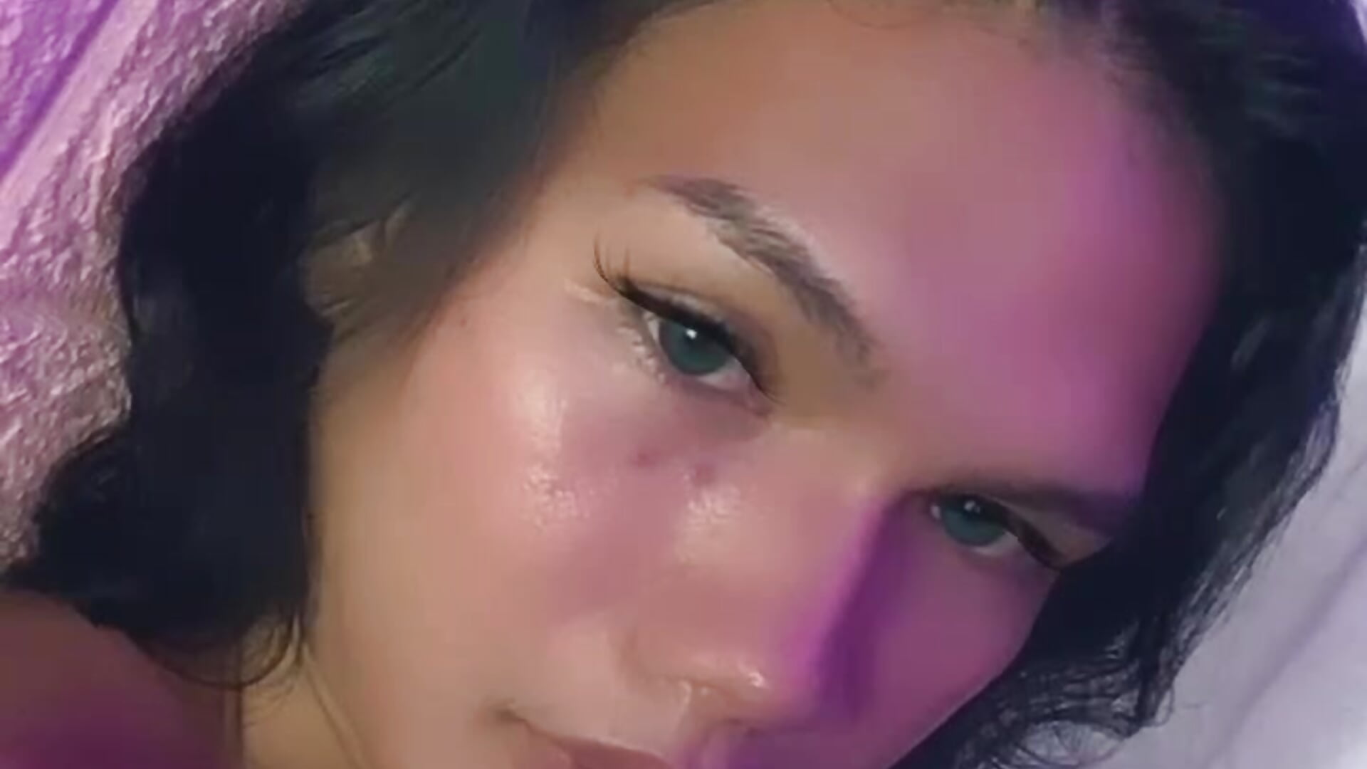 MMmm - video oleh yourdes1re_ kamera model