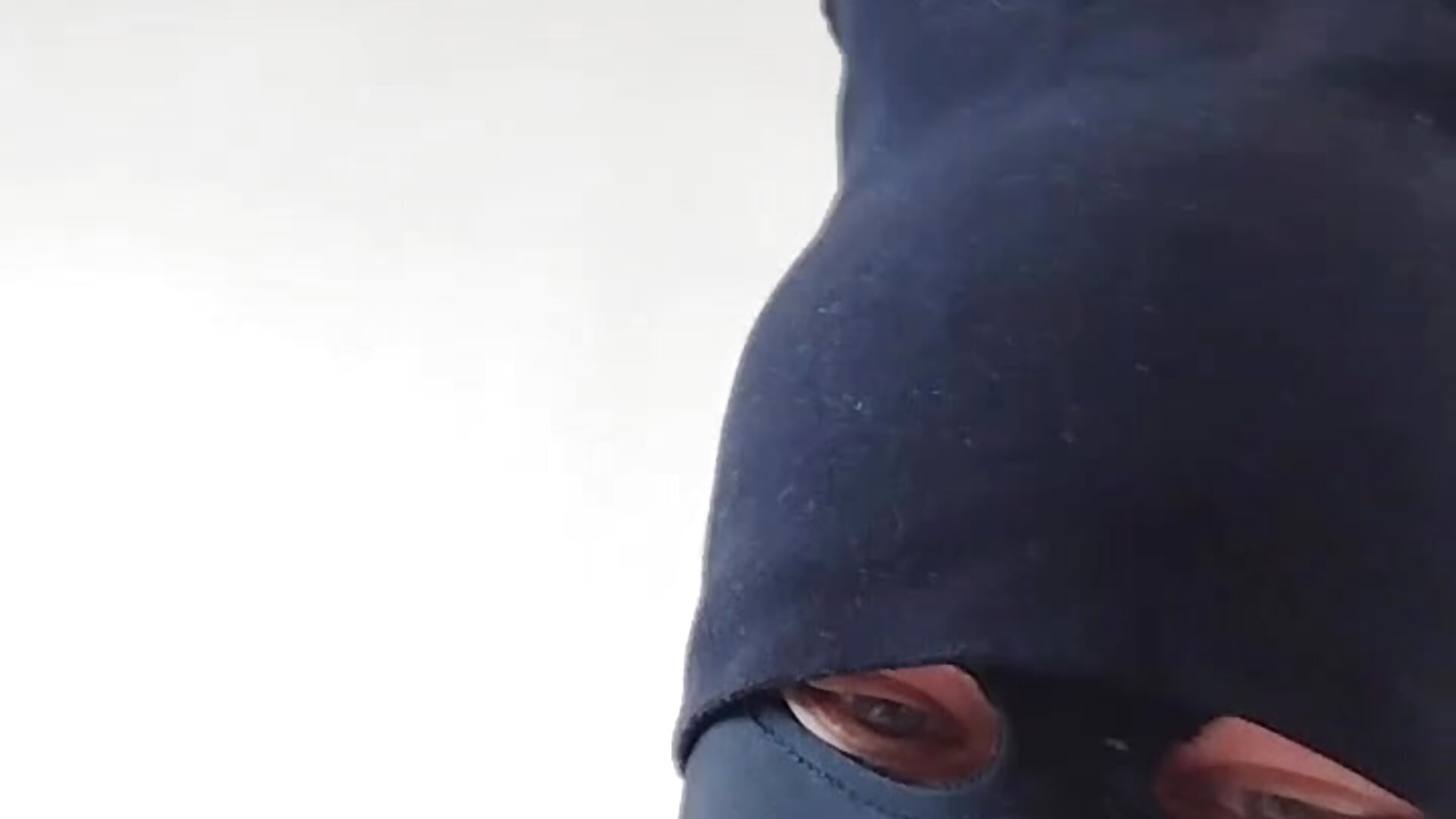 The woman in mask - video by CitratedPaean cam model