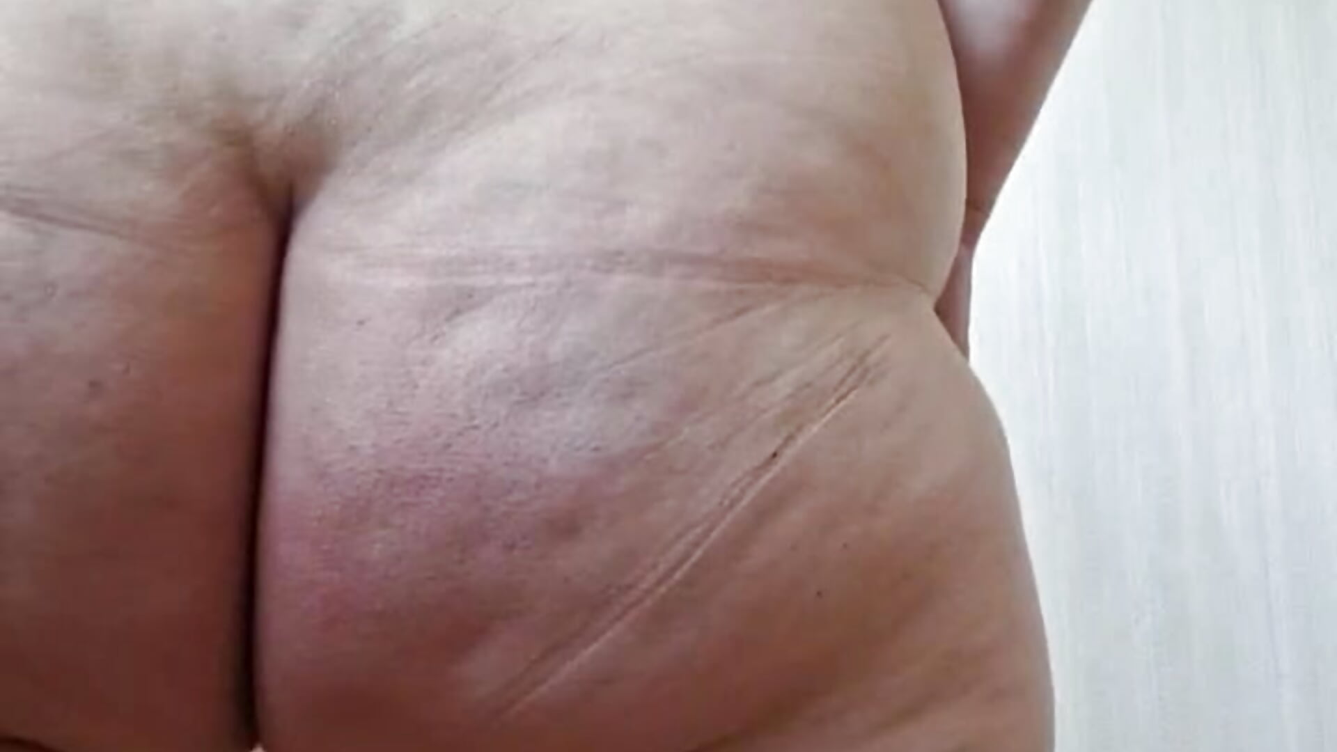 Niedoskonale cialo i dziwne odglosy - video by CitratedPaean cam model