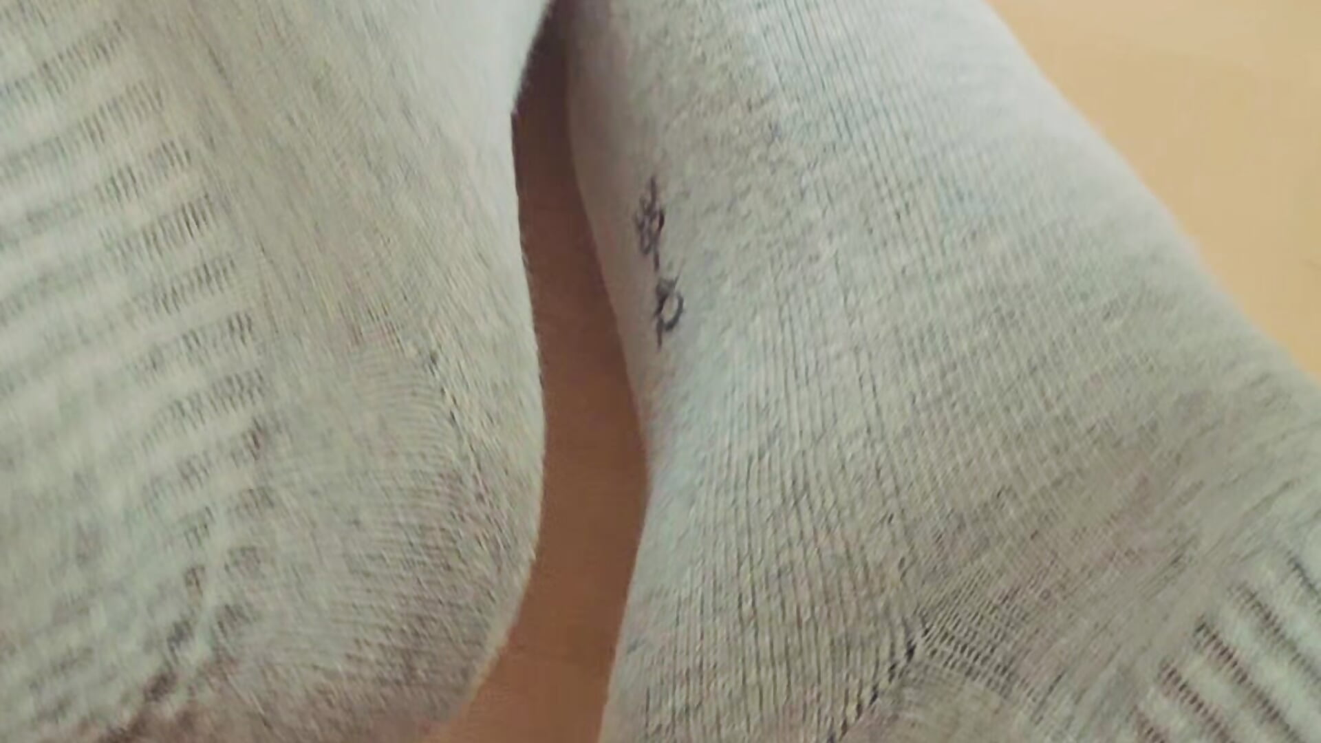 Raj dla fetyszystow,czyli zabawa nogami i stopami w rajstopach i skarpetkach🦵🦶 - video by CitratedPaean cam model