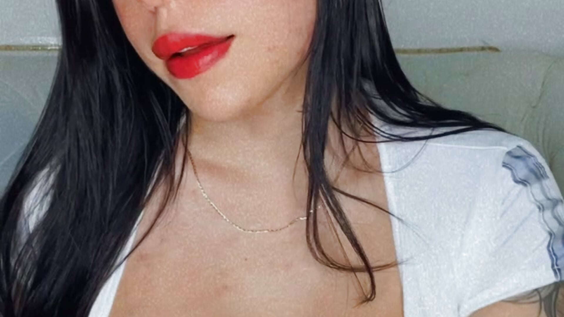 Big tits - video by nurbanu_hatem cam model