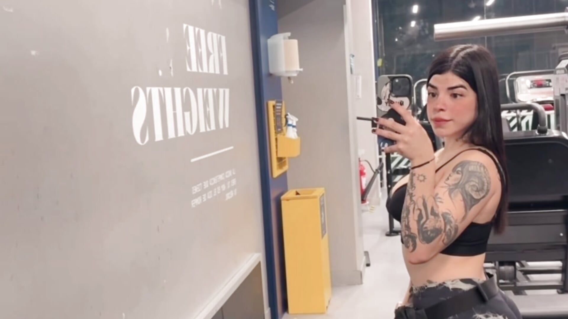 :3 hi - video by nurbanu_hatem cam model