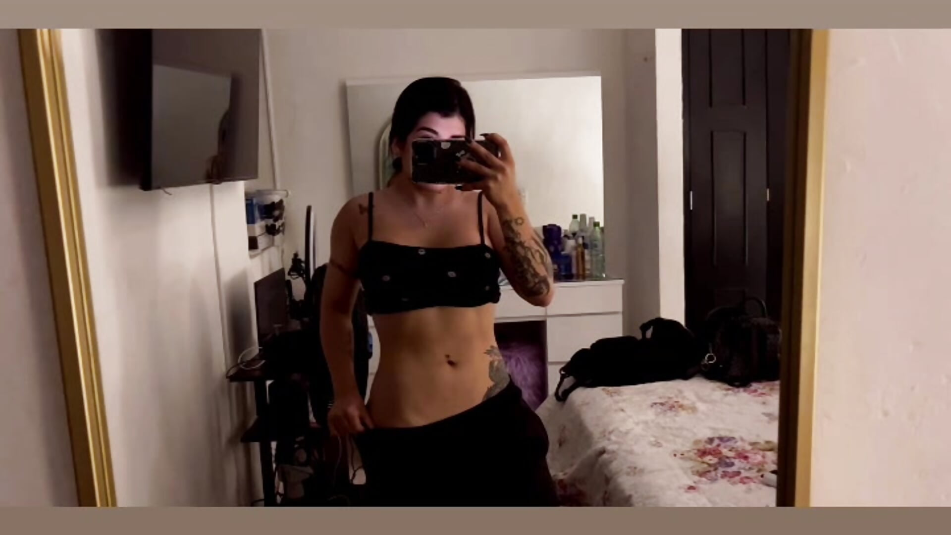 Abs - video by nurbanu_hatem cam model