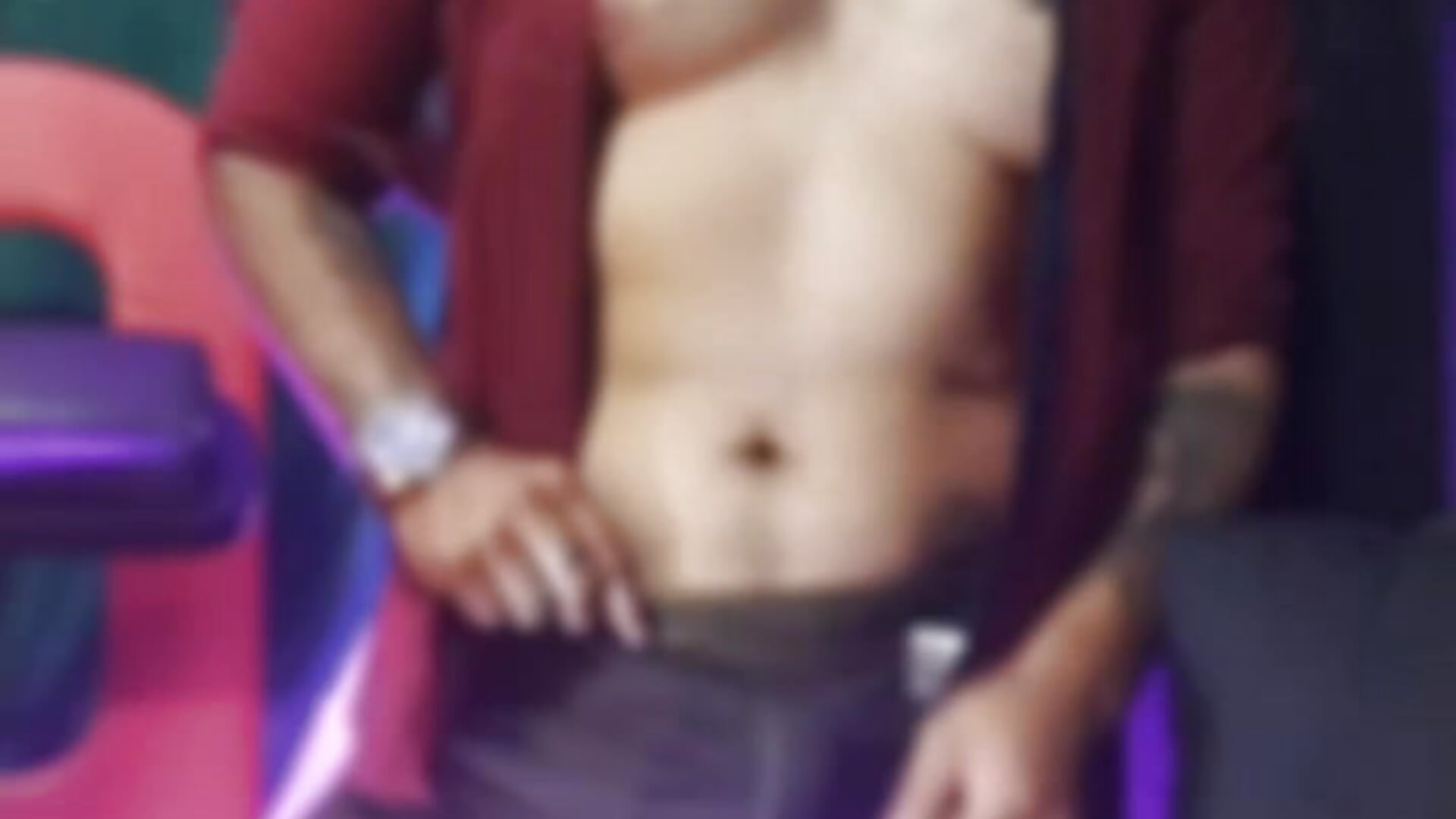 Look me - video by KenllyH cam model