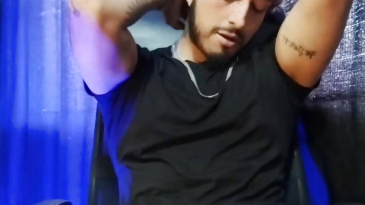 Bulge - video by KenllyH cam model