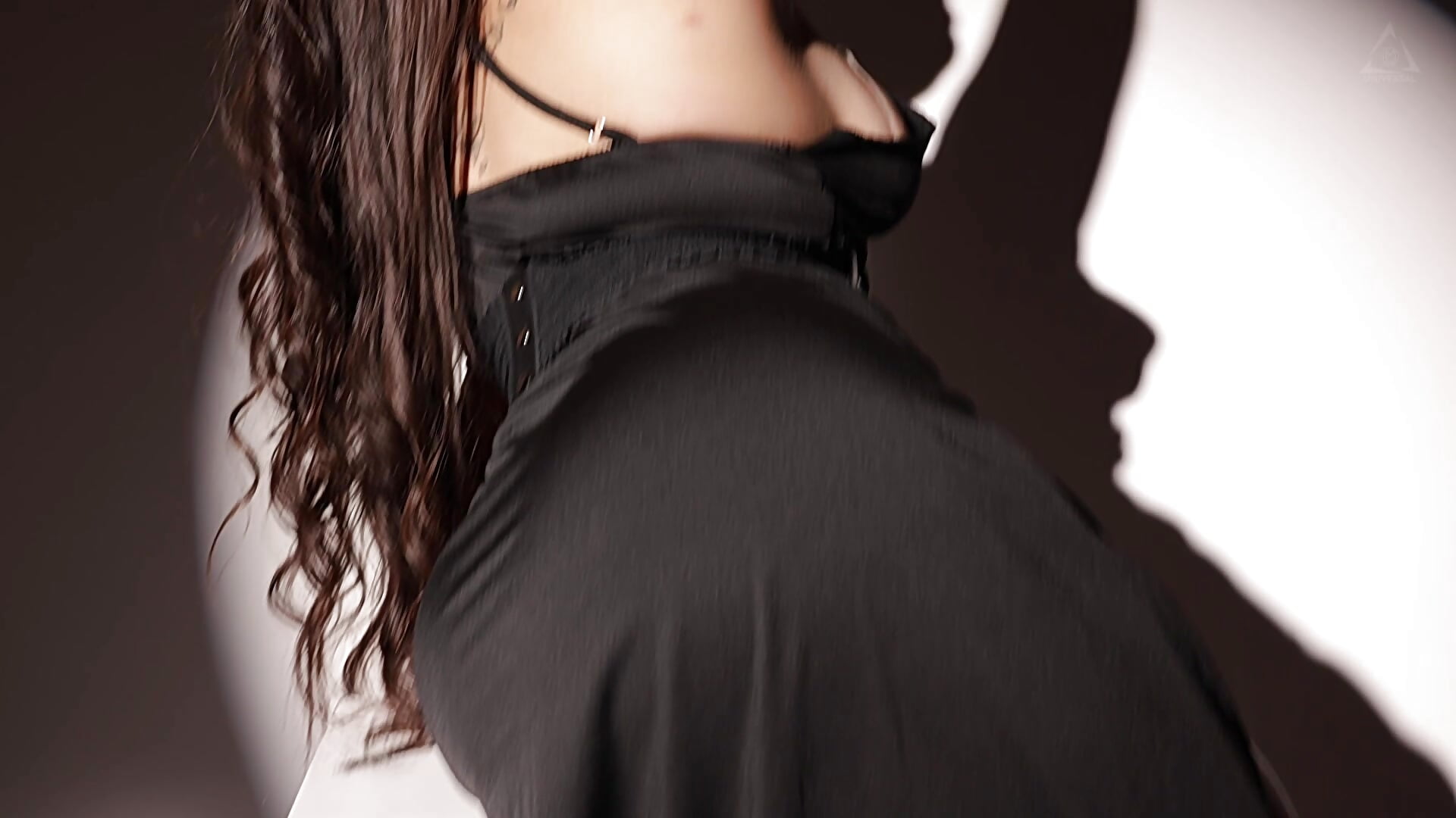 NAUGHTY 😈 BIRTHDAY PARTY 🥳🎂 - video by Isabella_Daniell cam model