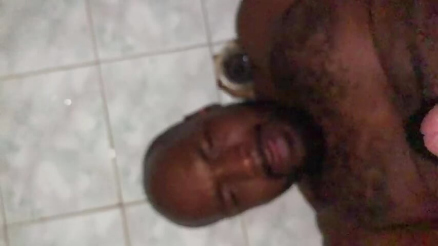 IF YOU WANT TO SEE HOW I FILL MY FACE WITH CUM