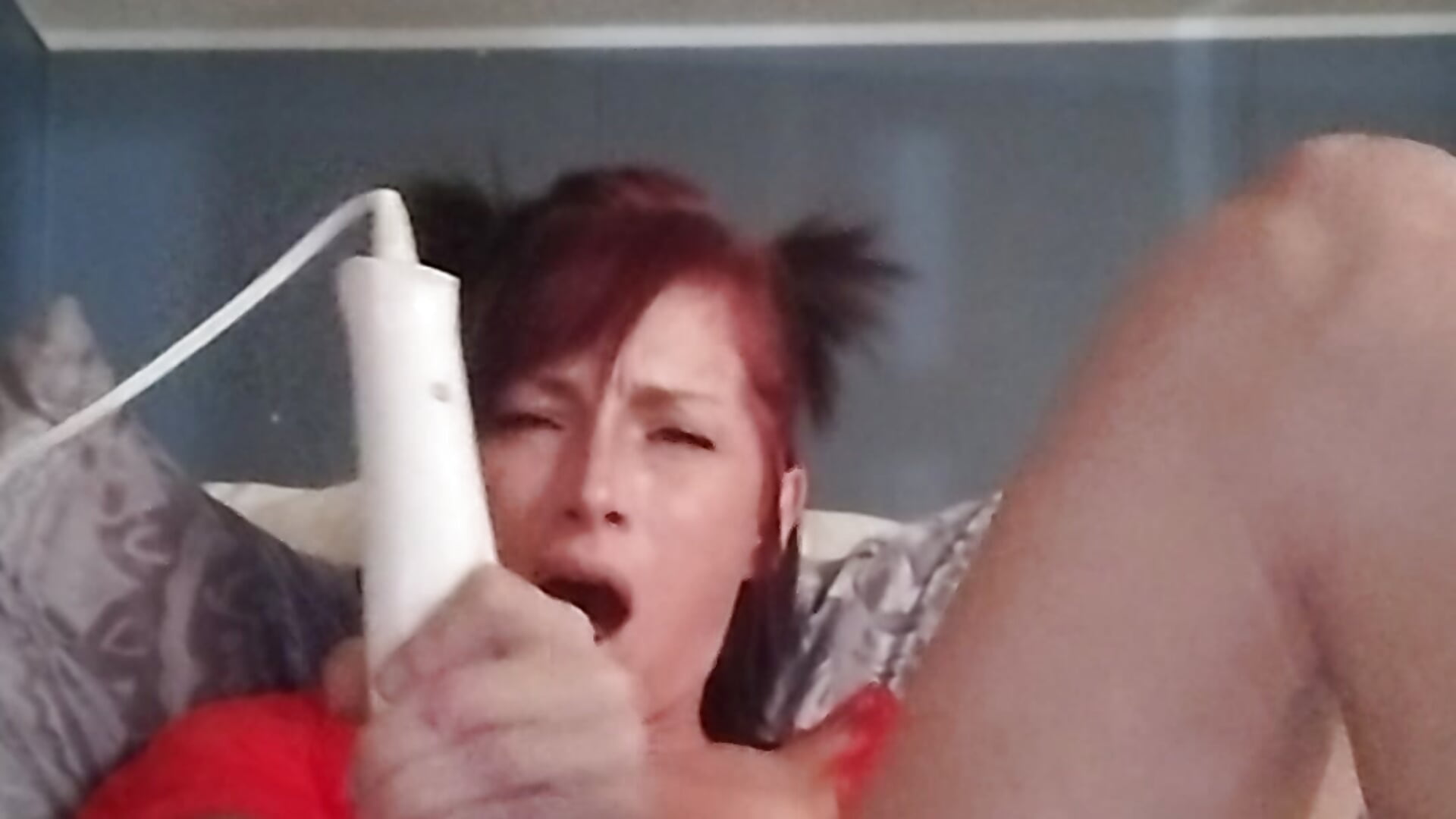 PLAY WITH ME.. full length, toys, orgasms, and squirting! - video by POPPY_XO cam model