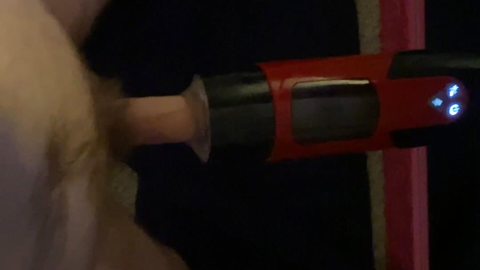 Fuckin my sex toy - video by 8inchwhitedik cam model