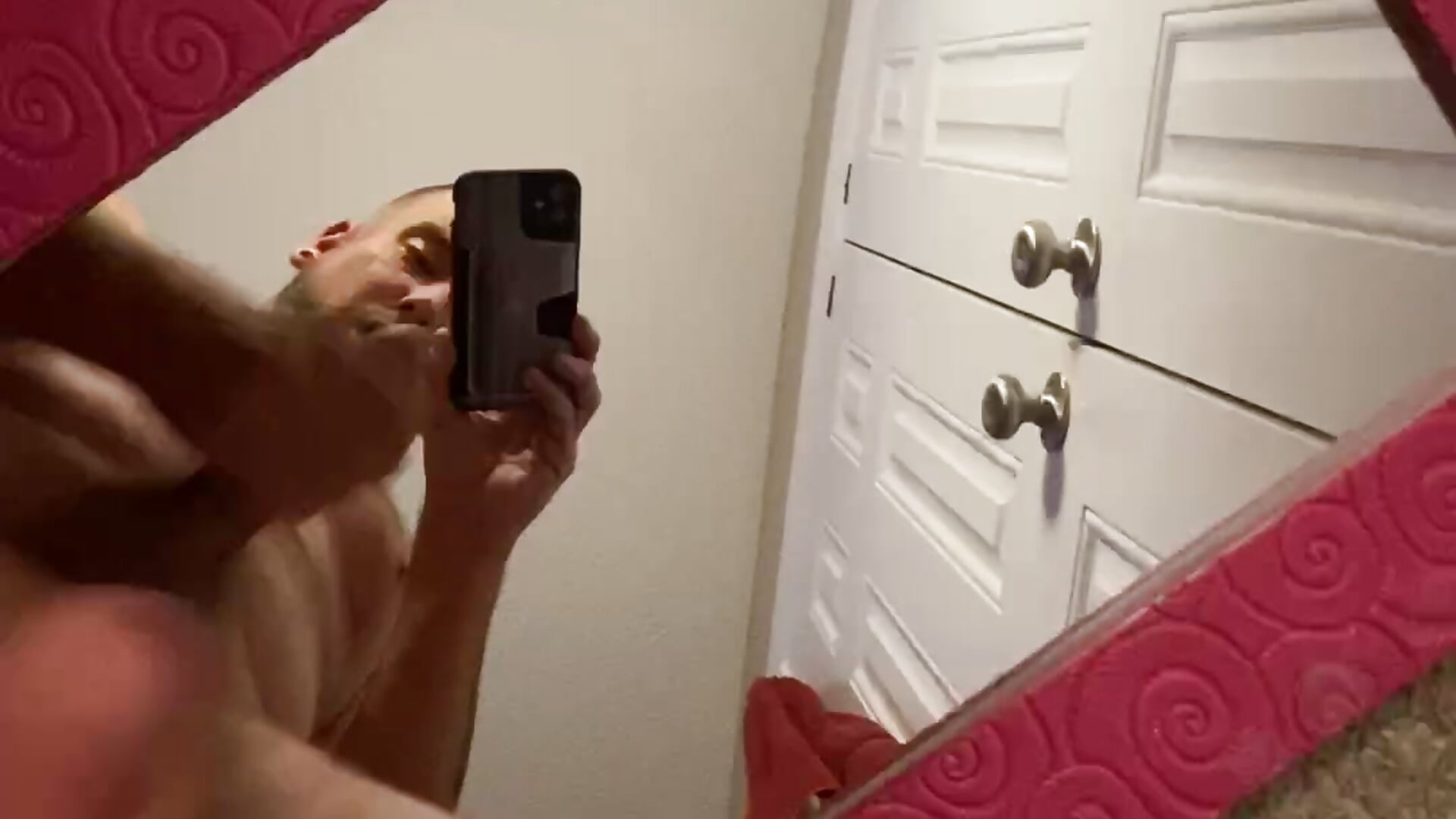 Bustin a big nut - video by 8inchwhitedik cam model