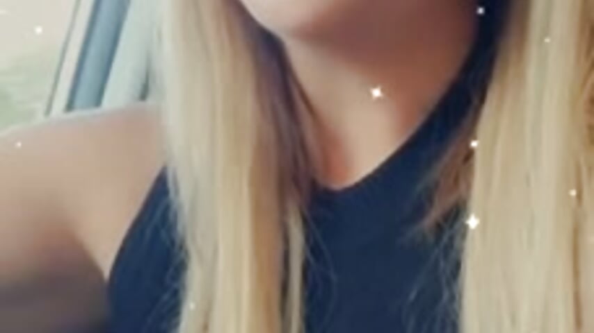 <3