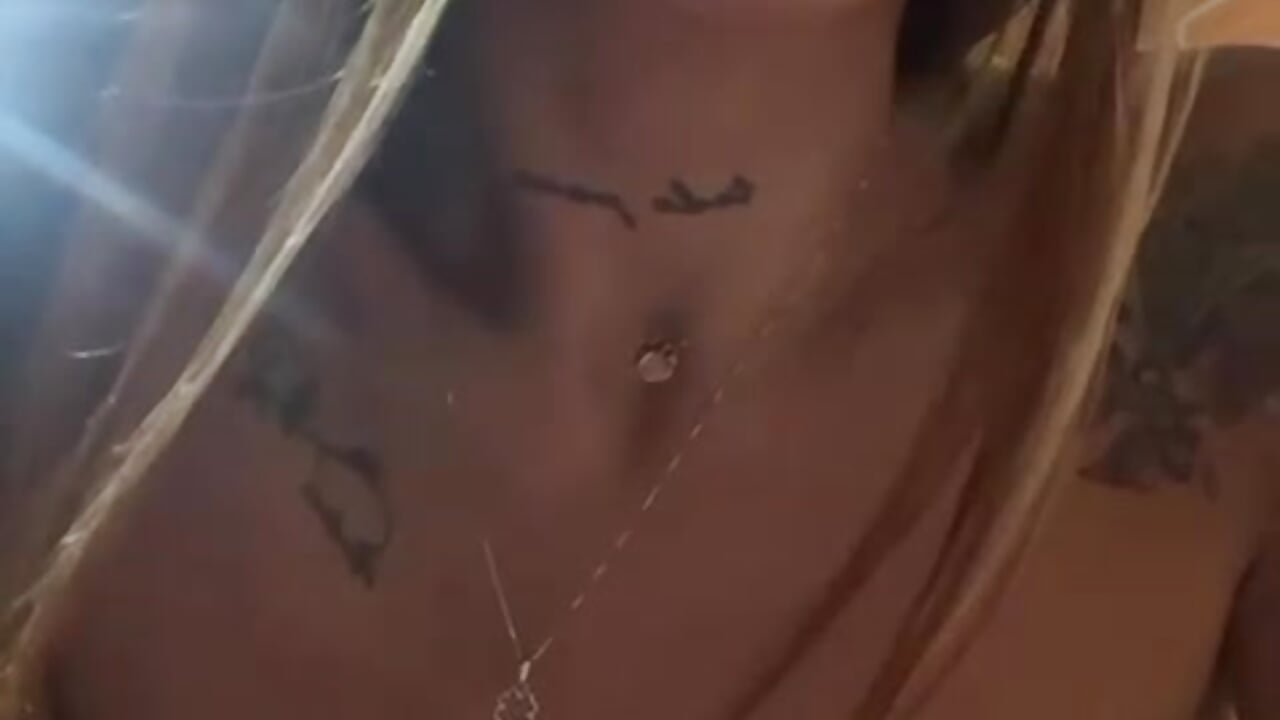 I need to feel you on my lips－カメラキャストのzinnia_mosleyの動画