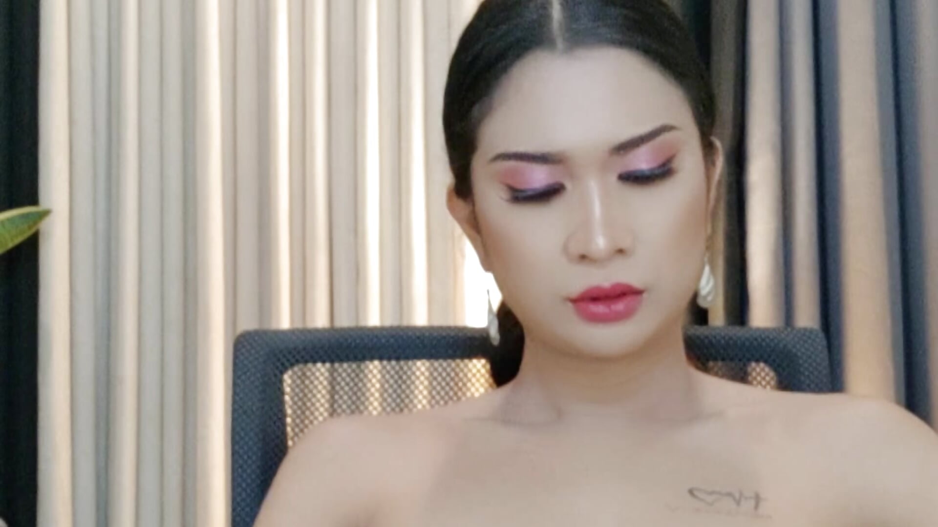 Watch my teaser - Vídeo de HugeBigCockts