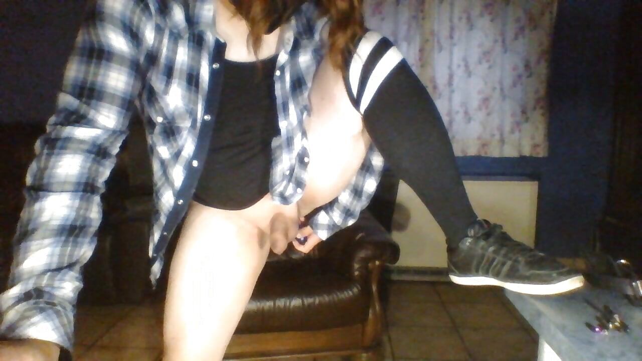 3 prostate squirts in a row. - video di Ginny-the-bdsm-nympho modella di cam