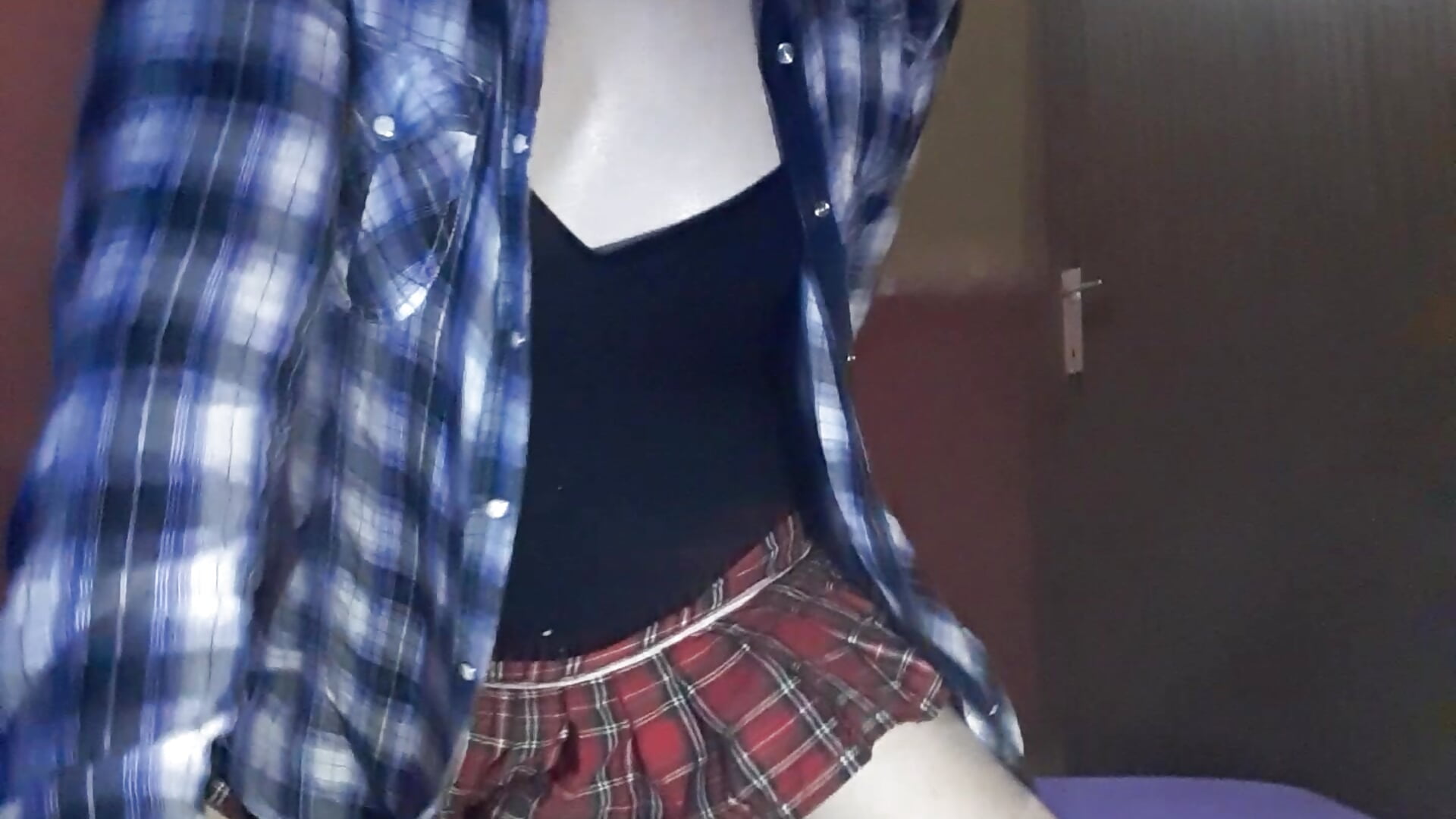 Riding dildo till cumshot - video di Ginny-the-bdsm-nympho modella di cam