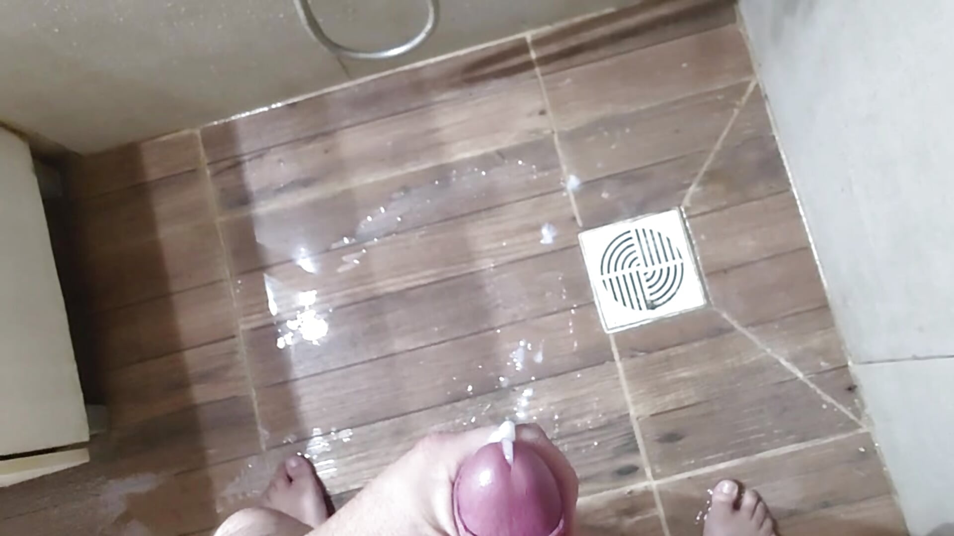 Shower + cum
