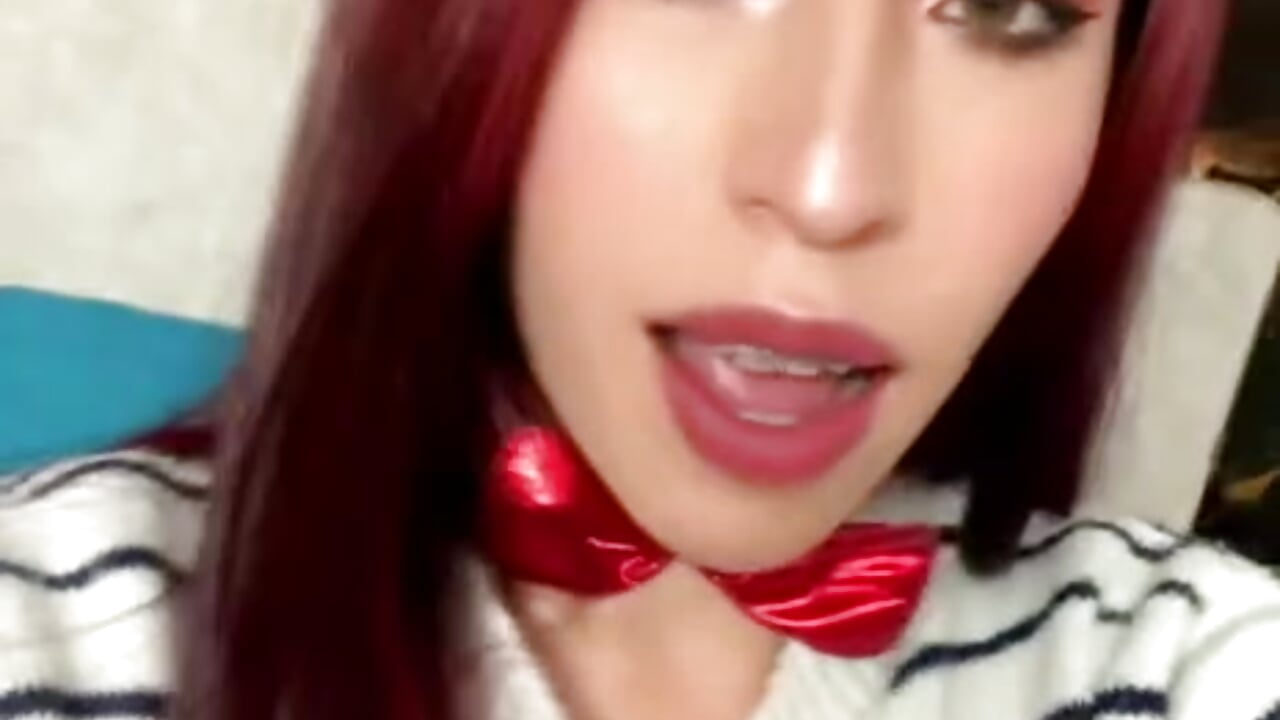 I love my red hair - vidéo du modèle de showcams adriscute