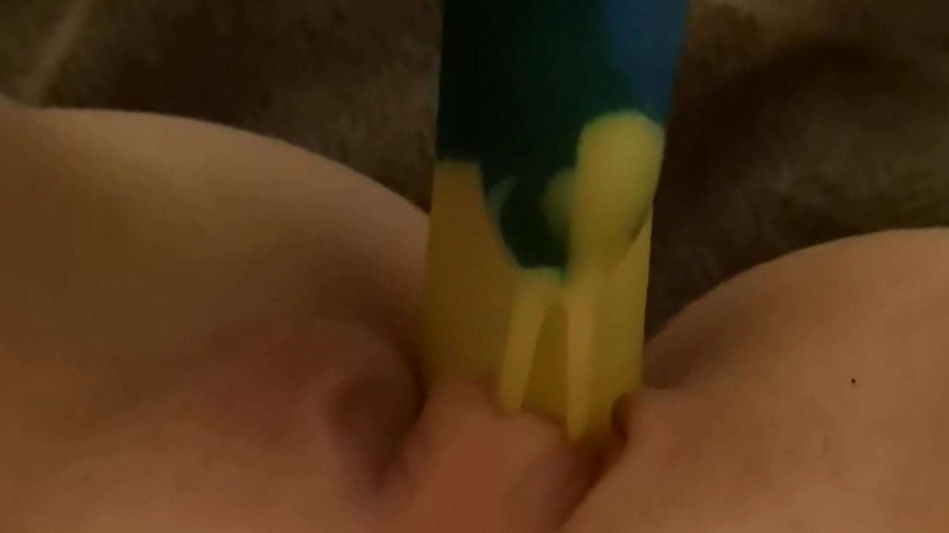 Love toying my pussy