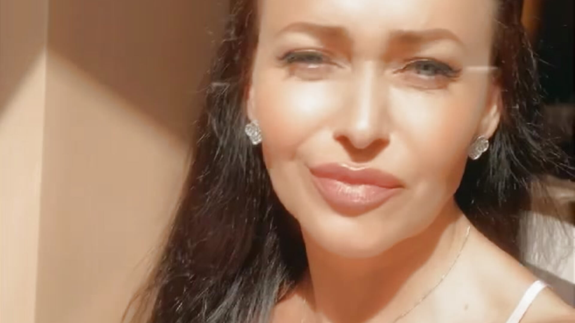 YDFZ2187 - video by NaomiBlack35 cam model