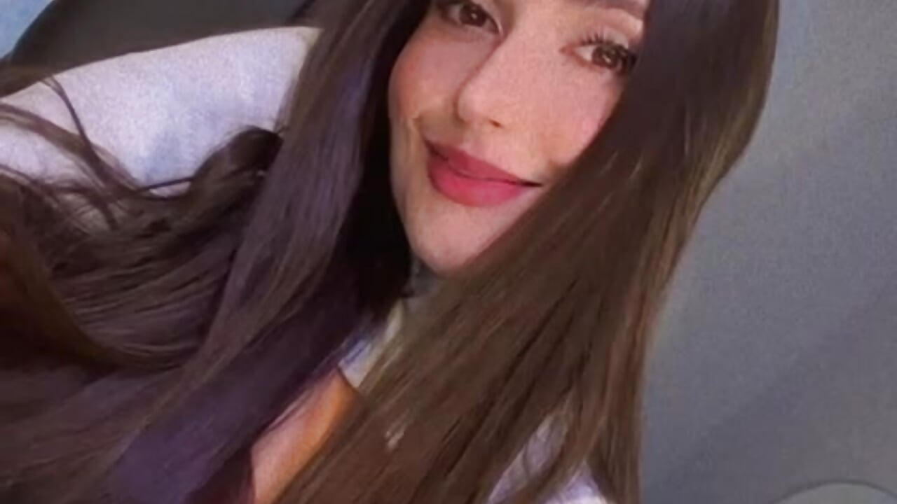 shining☼ - video by BrookeMiller cam model