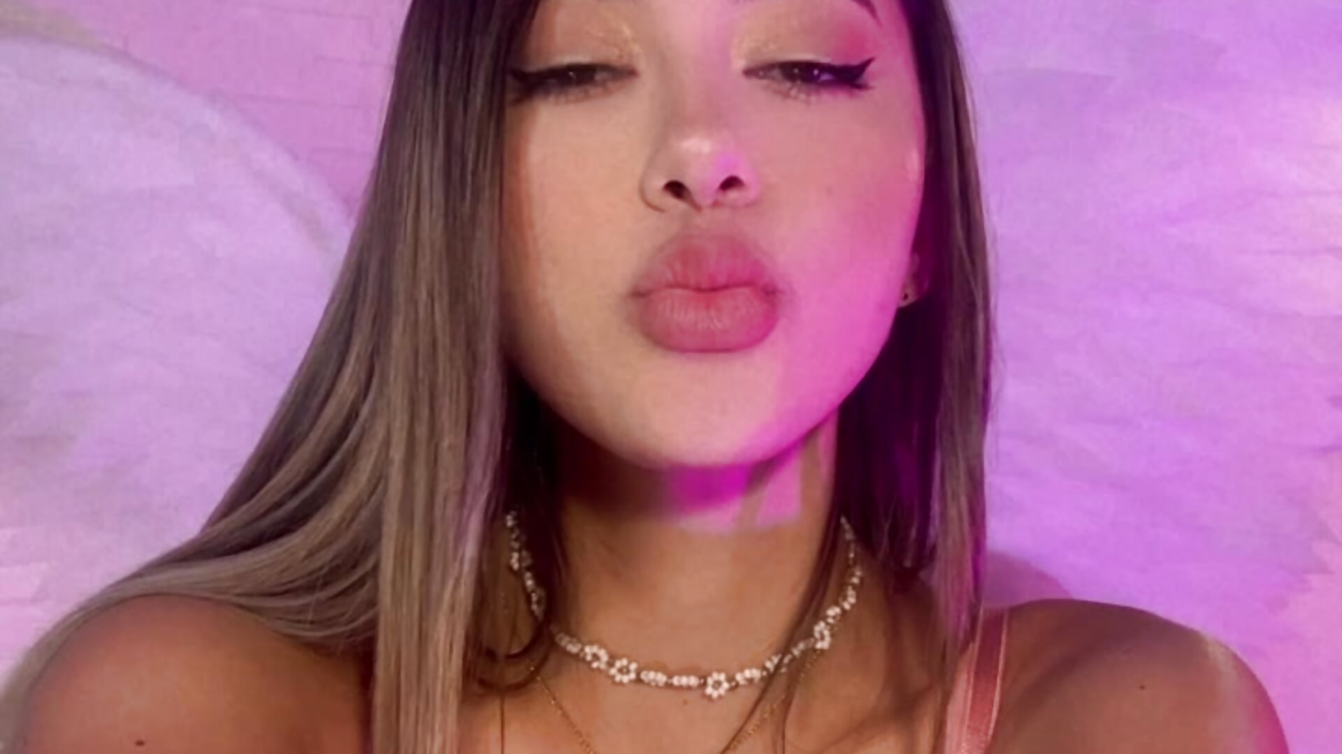 Feliz domingo !!! - video by EveBensonX cam model