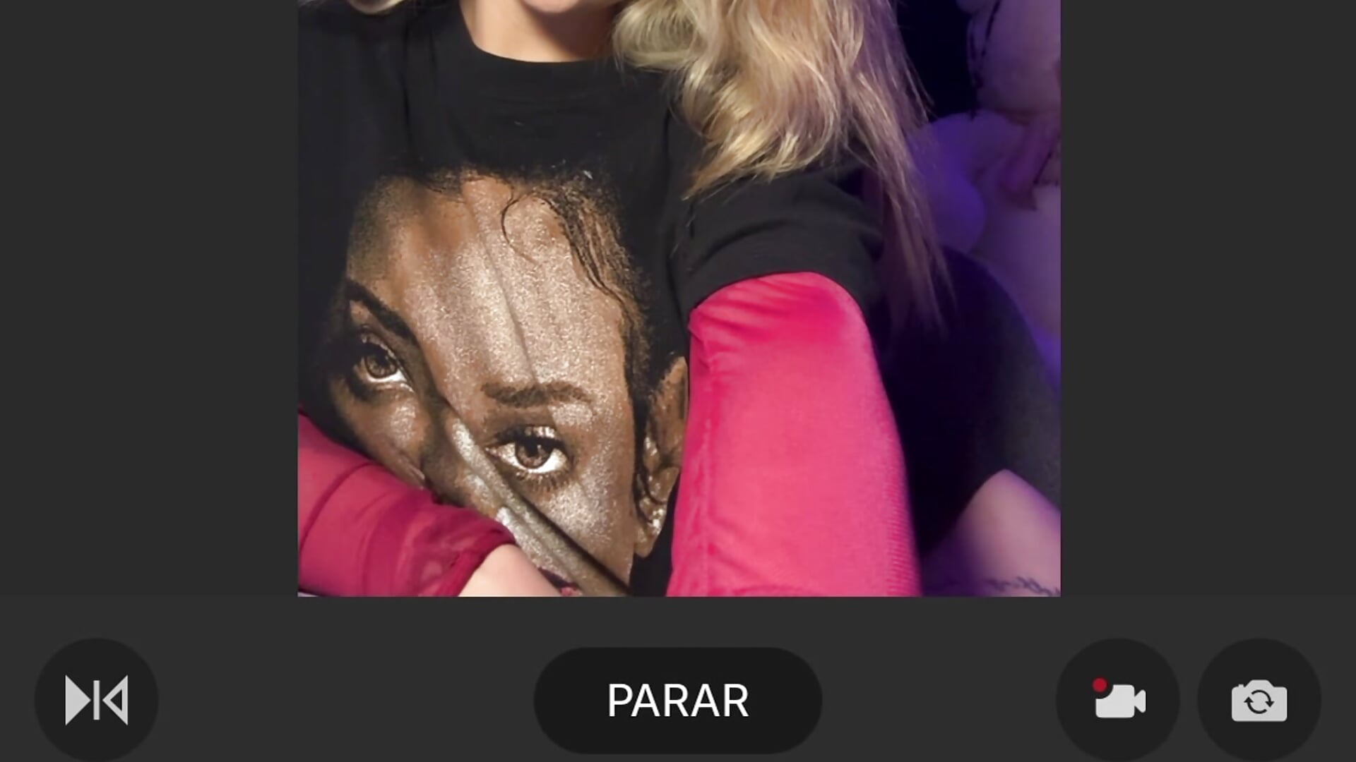 feliz sábado 🫶🏼 Happy Valentine’s Day for U love 💋🫶🏼 - vidéo du modèle de showcams EveBensonX