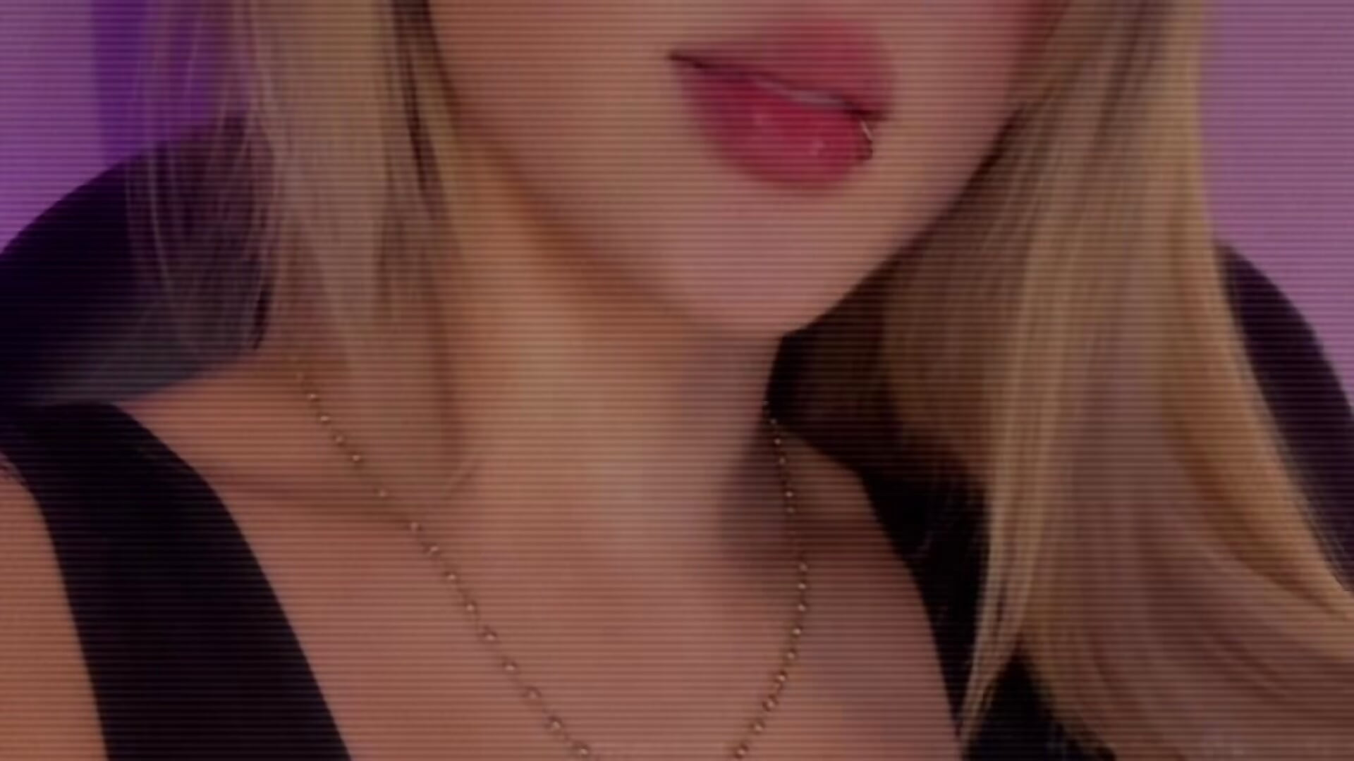 ✨✨💙❤️‍🔥 - video by EveBensonX cam model
