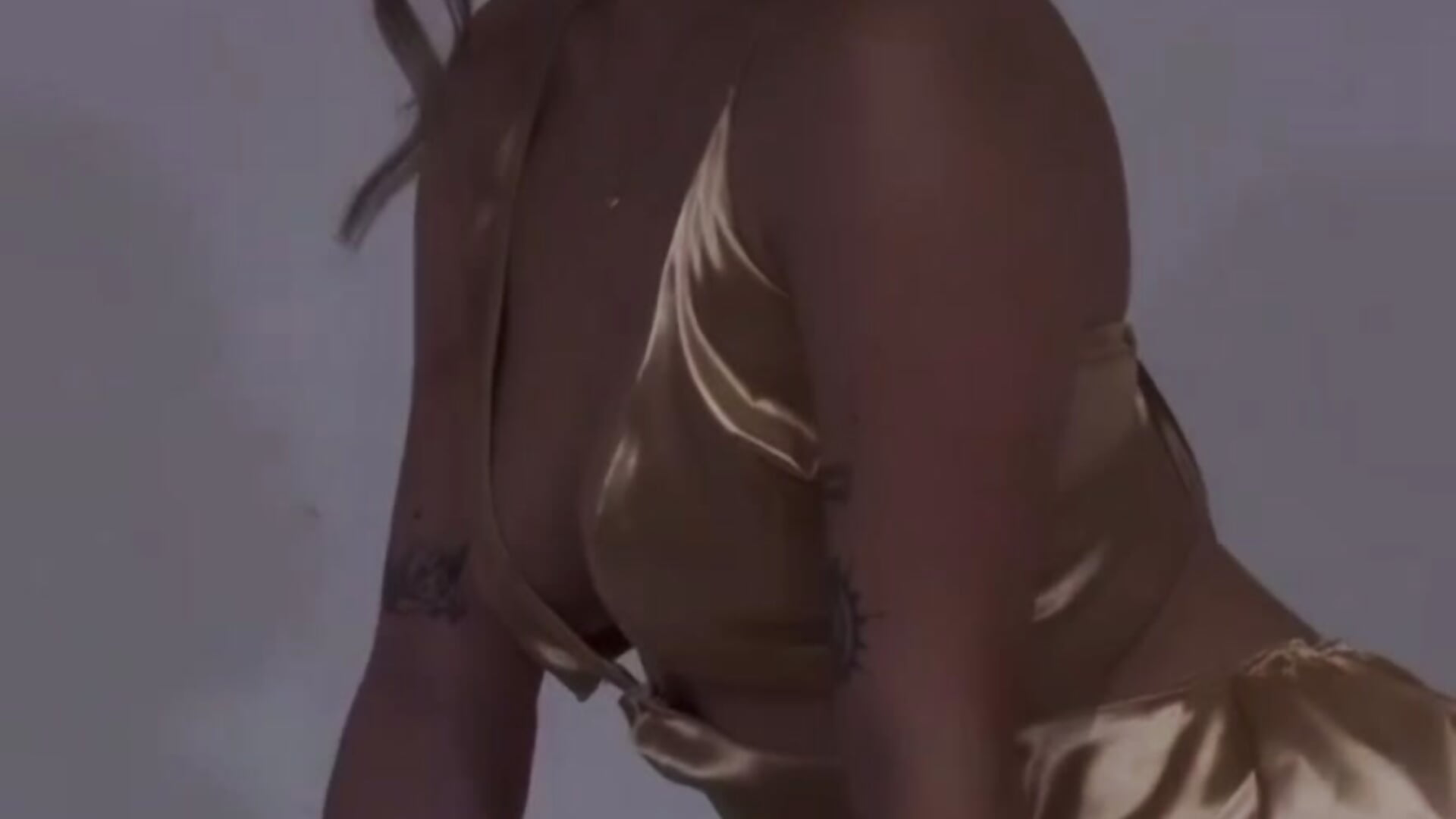 Much gold✨ - video by EveBensonX cam model