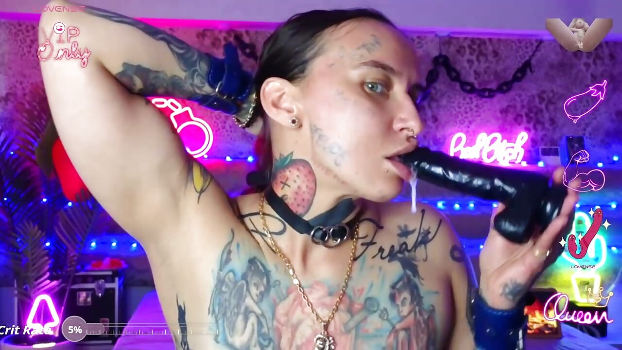 hard bdsm pain slave humiliation saliva handcuffs clamps on the nipples - vídeo de Cool_Freak_ modelo de câmara