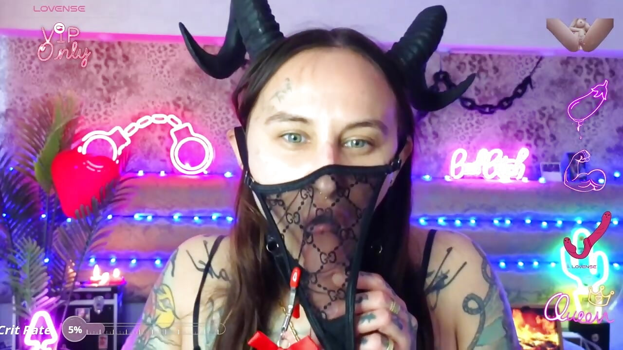 do you like it when my panties squirt in my mouth? - vídeo de Cool_Freak_ modelo de câmara