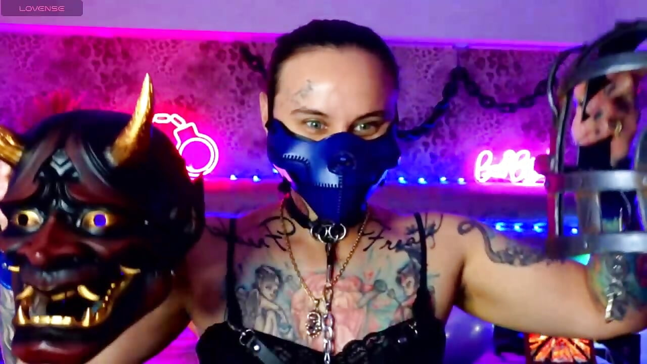 what mask is your favorite?– Cool_Freak_ kameramodell videója