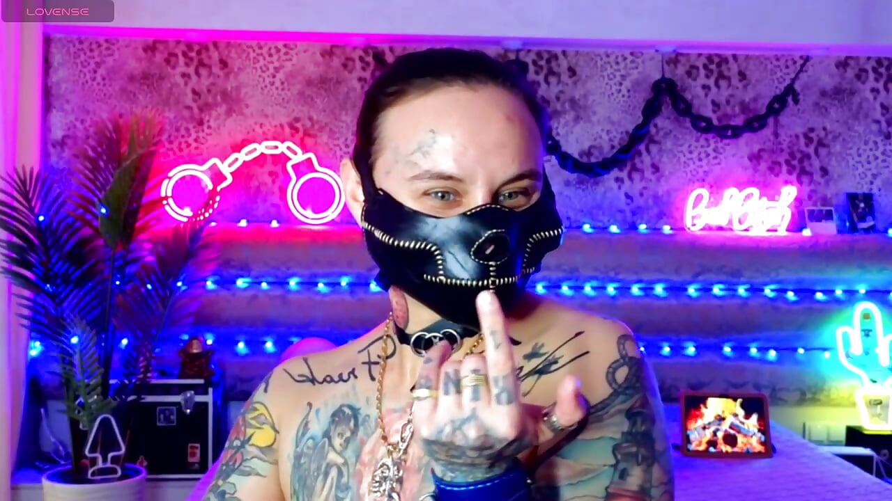 hi, nice to see you. how are you? do you like mega dirty extreme sex? - video by Cool_Freak_ cam model