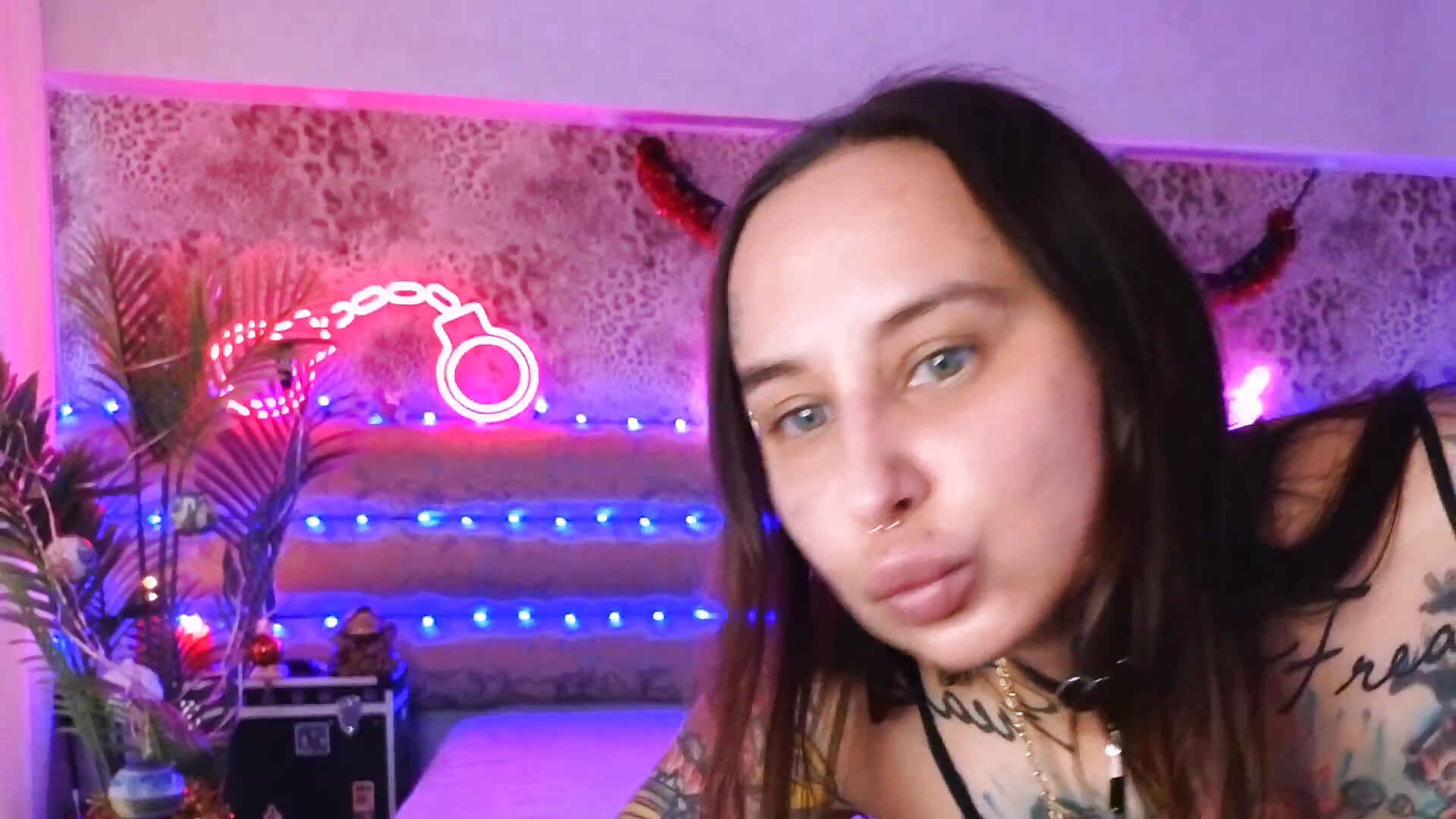 your favorite crazy Freak - video by Cool_Freak_ cam model