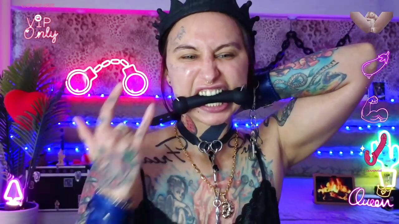 hard bdsm pain slave humiliation saliva handcuffs clamps on the nipples - Cool_Freak_主播的视频