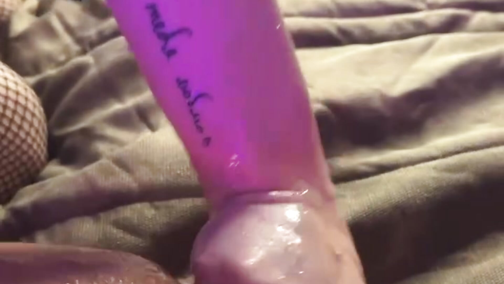 whore makes me squirt with fisting - Cool_Freak_ 的视频