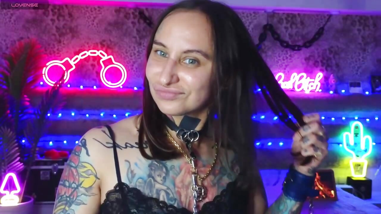 hi, nice to see you. how are you? do you like mega dirty extreme sex? - video oleh Cool_Freak_ kamera model