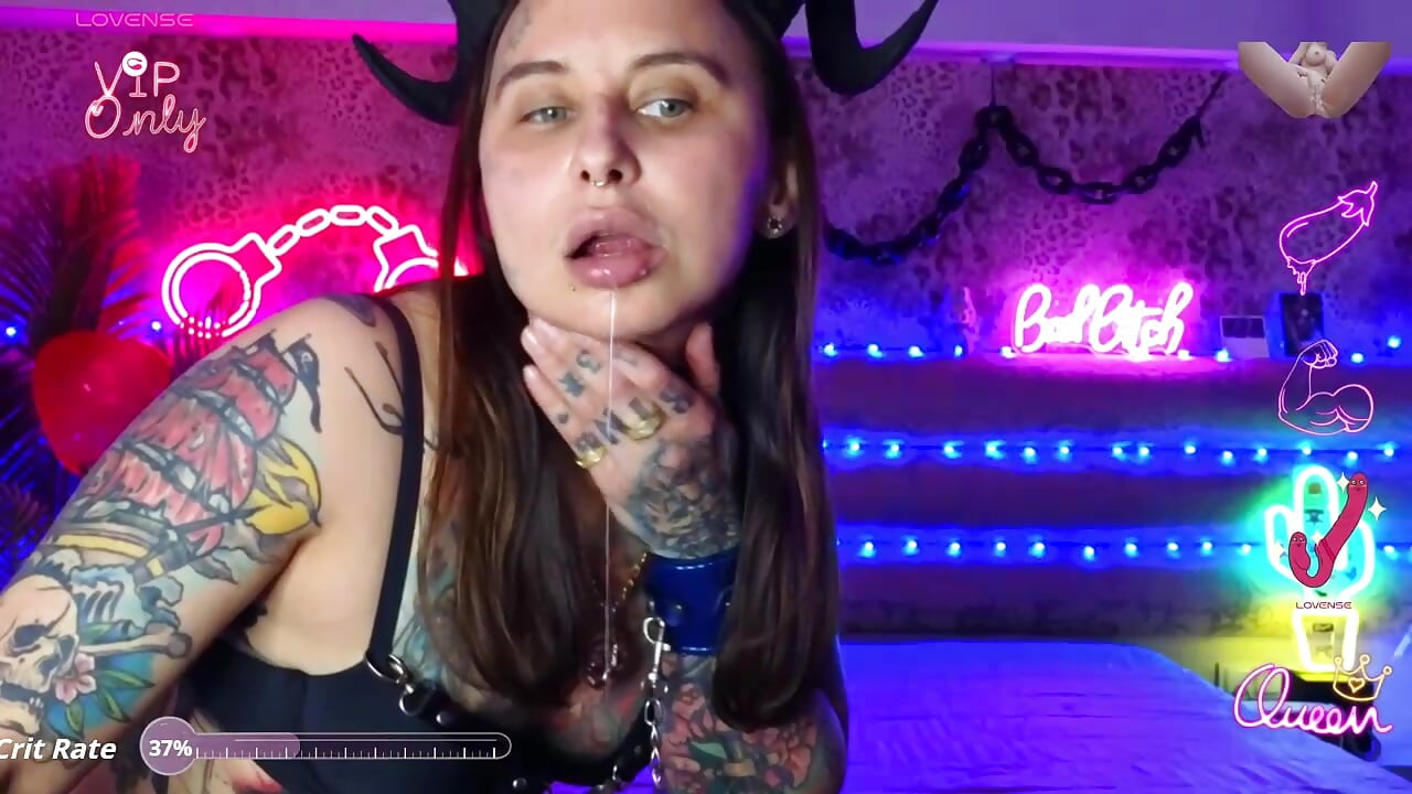 do you like my squirt and drink my hero? vibrate my pussy please, I will definitely please you – video af Cool_Freak_ cam-model