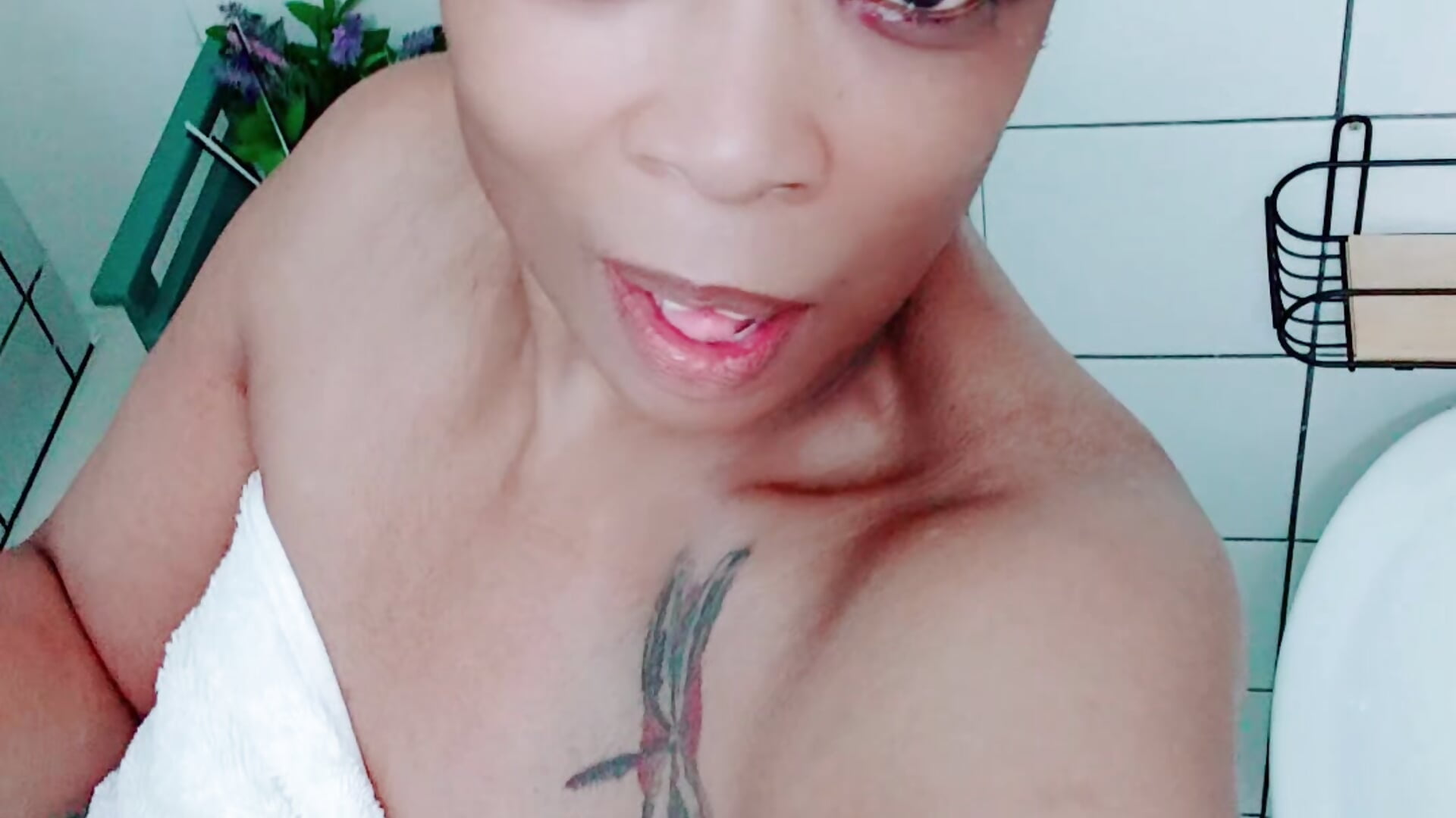 Delicious food 😋 - Vídeo de Gucci_Bx, modelo de vídeos