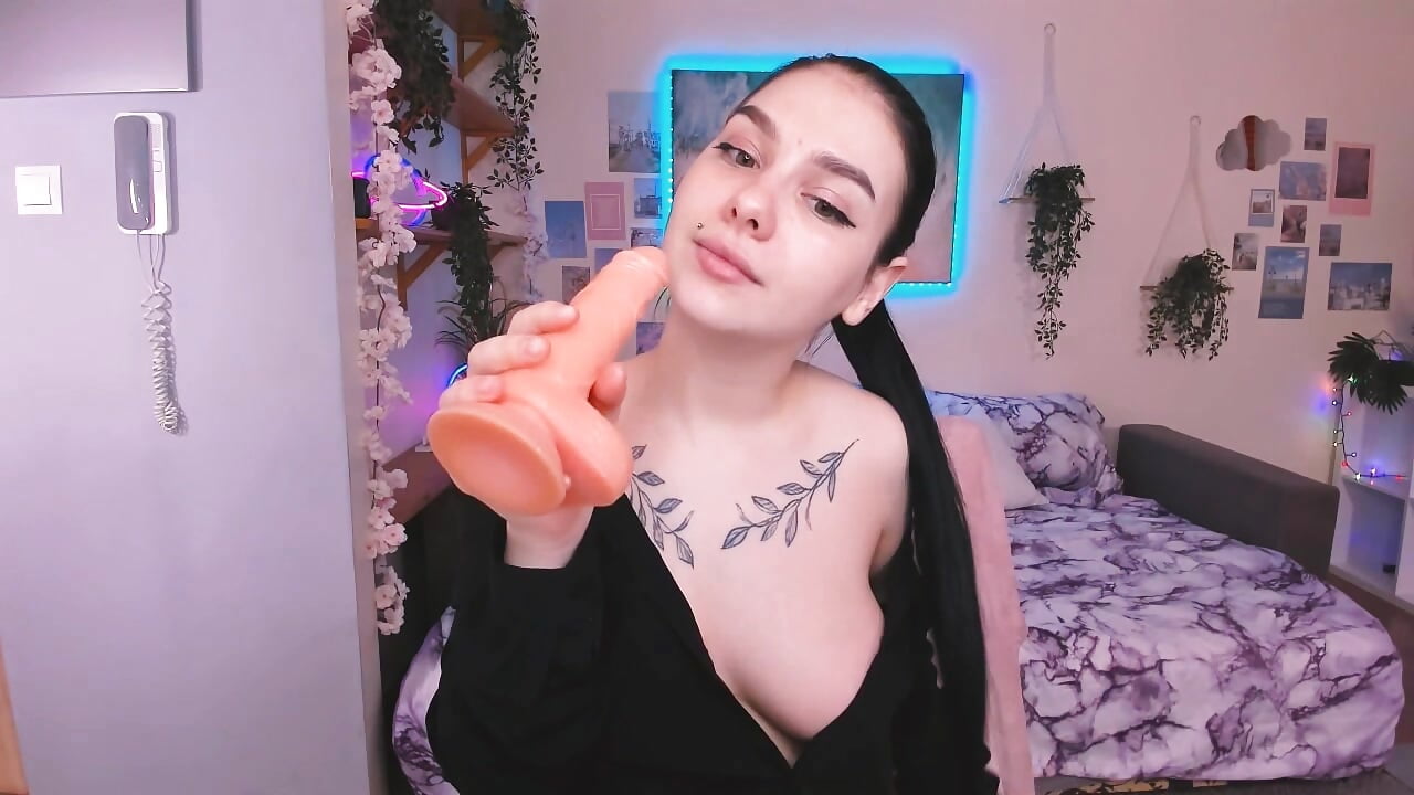 Half Naked BJ on a chair