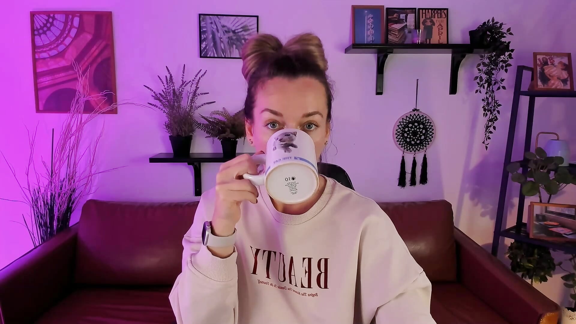 Oh O.O - video by RebeccaMartinez cam model